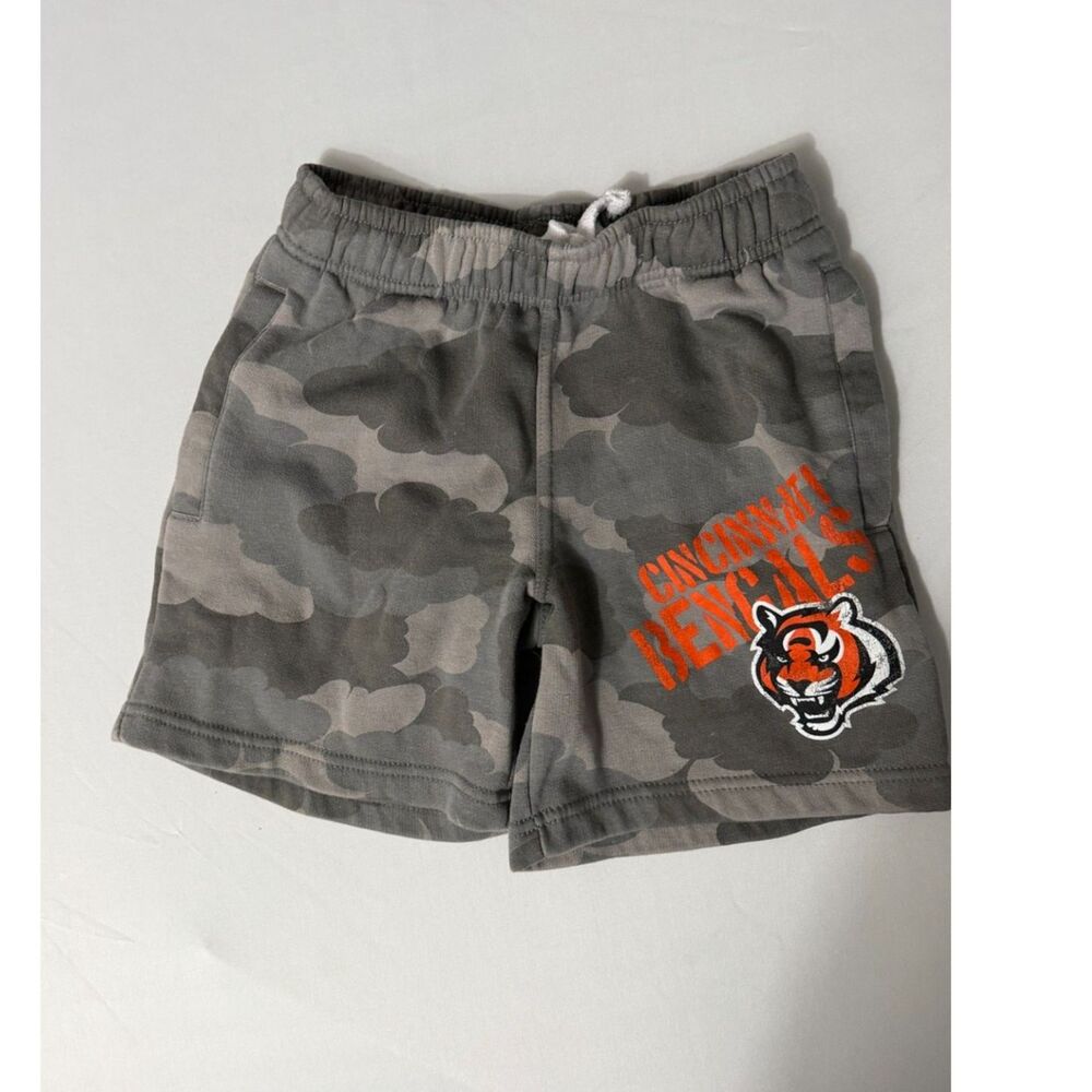 Cincinnati Bengals Youth Small Camo Sweat Shorts Gray NFL Football